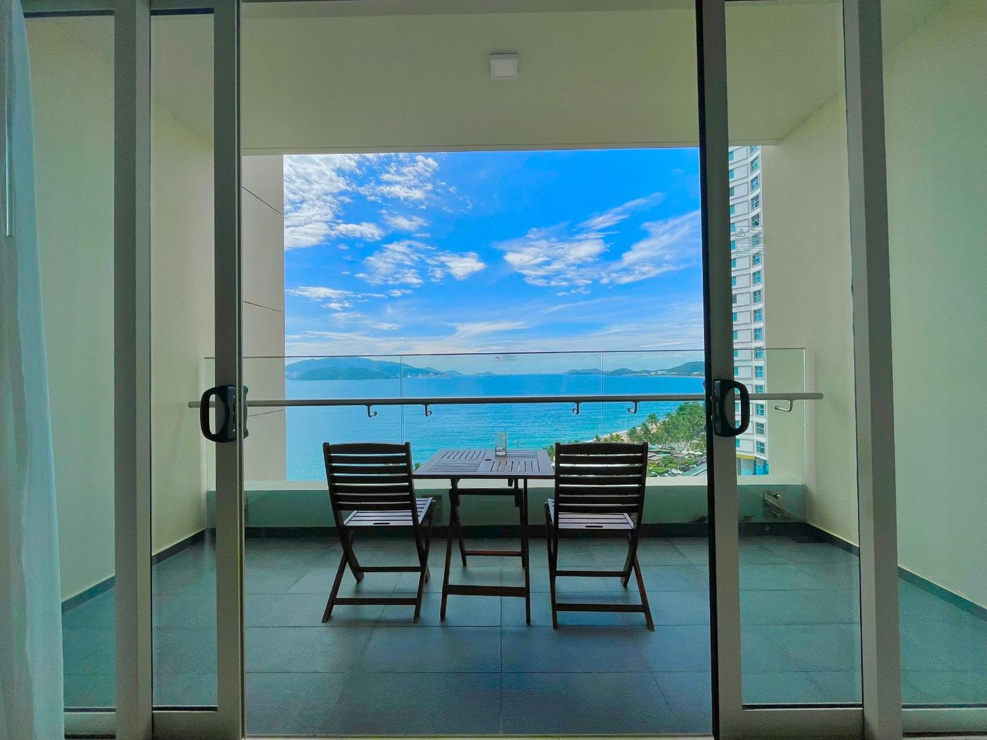 The Sea Luxury Nha Trang Apartment Екстер'єр фото